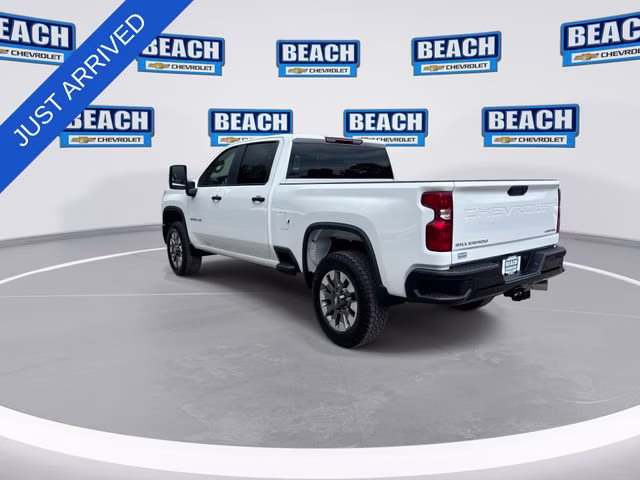 2026 Summit White Chevrolet Silverado 2500 HD Custom 4X4 Truck