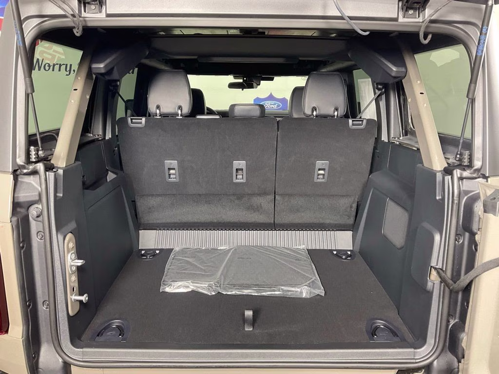 2026 Gray Ford Bronco Big Bend 4X4 SUV