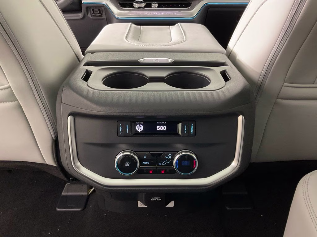 2026 White Metallic Ford Expedition Max Platinum 4X4 SUV