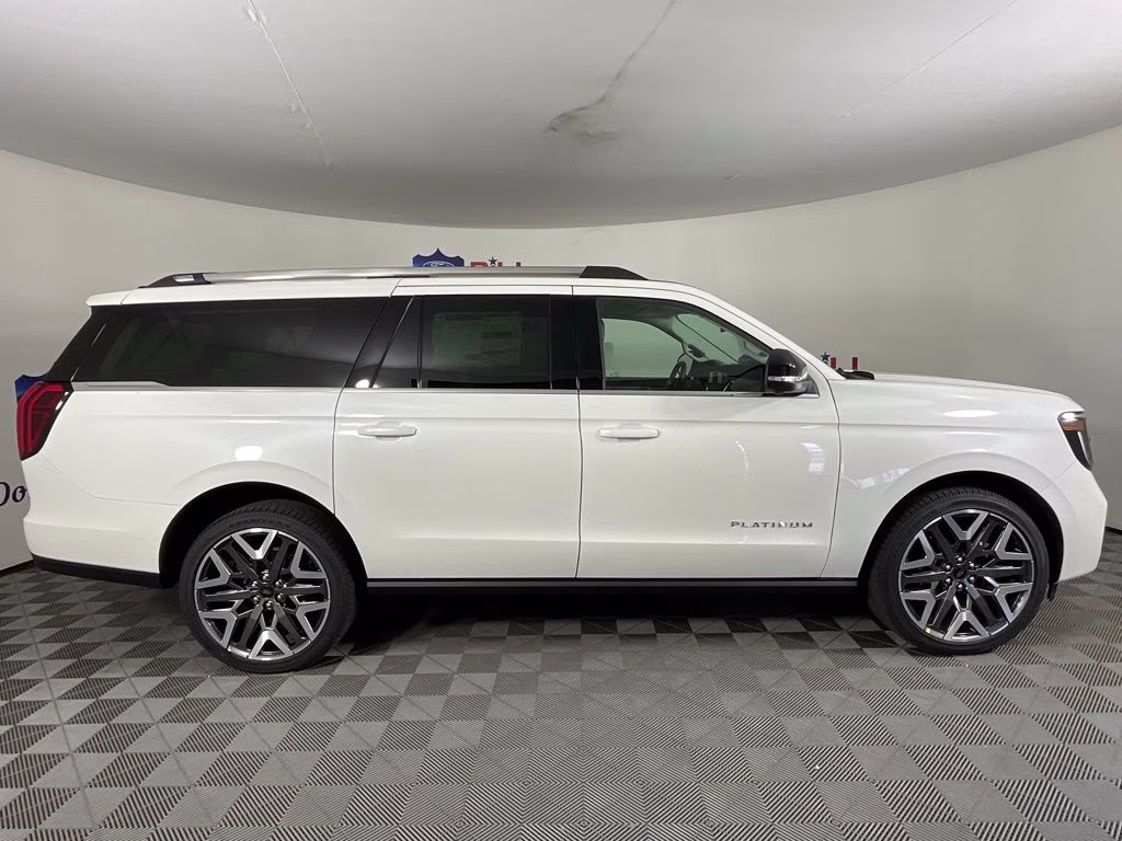 2026 White Metallic Ford Expedition Max Platinum 4X4 SUV