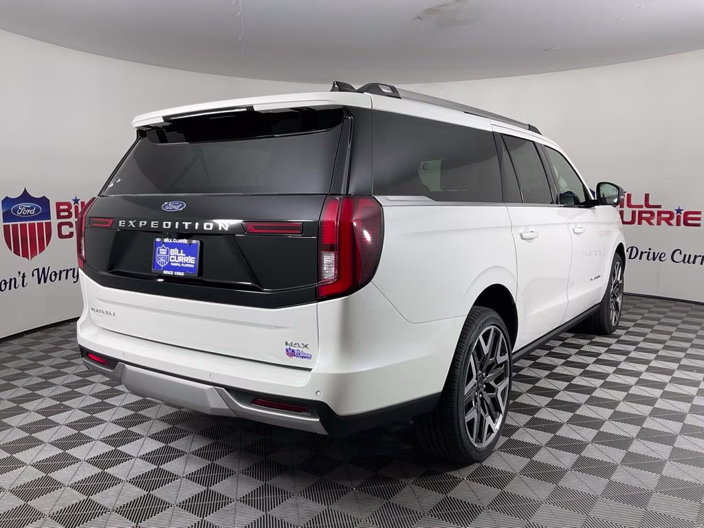 2026 White Metallic Ford Expedition Max Platinum 4X4 SUV