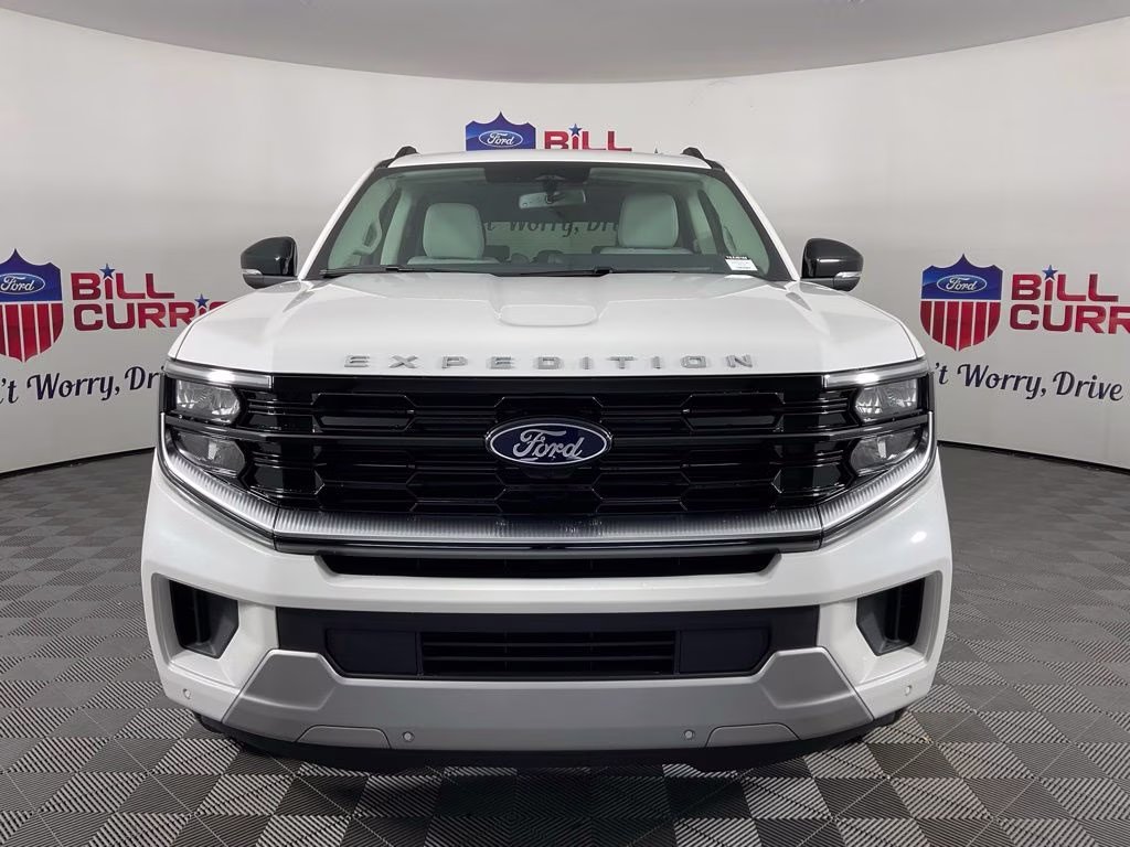 2026 White Metallic Ford Expedition Max Platinum 4X4 SUV