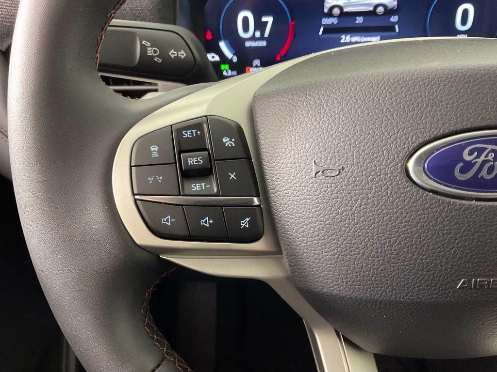 2026 White Metallic Ford Explorer Active RWD SUV