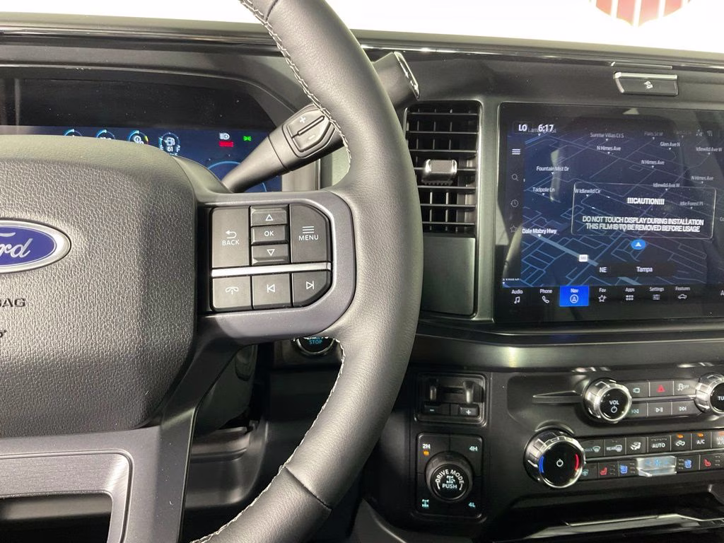 2026 Avalanche Ford Super Duty F-250 SRW Lariat 4X4 Truck