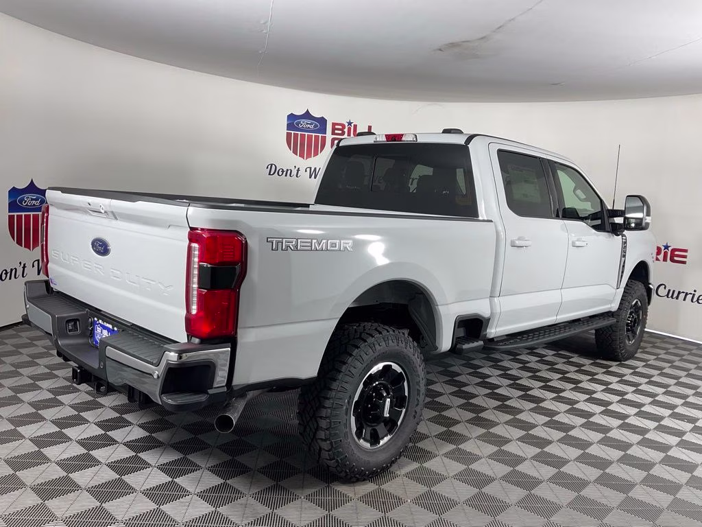 2026 Avalanche Ford Super Duty F-250 SRW Lariat 4X4 Truck