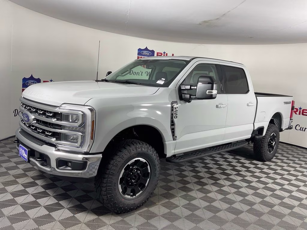 2026 Avalanche Ford Super Duty F-250 SRW Lariat 4X4 Truck