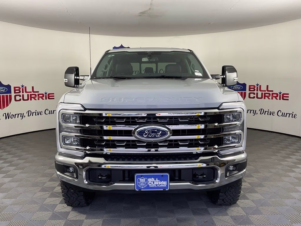 2026 Avalanche Ford Super Duty F-250 SRW Lariat 4X4 Truck