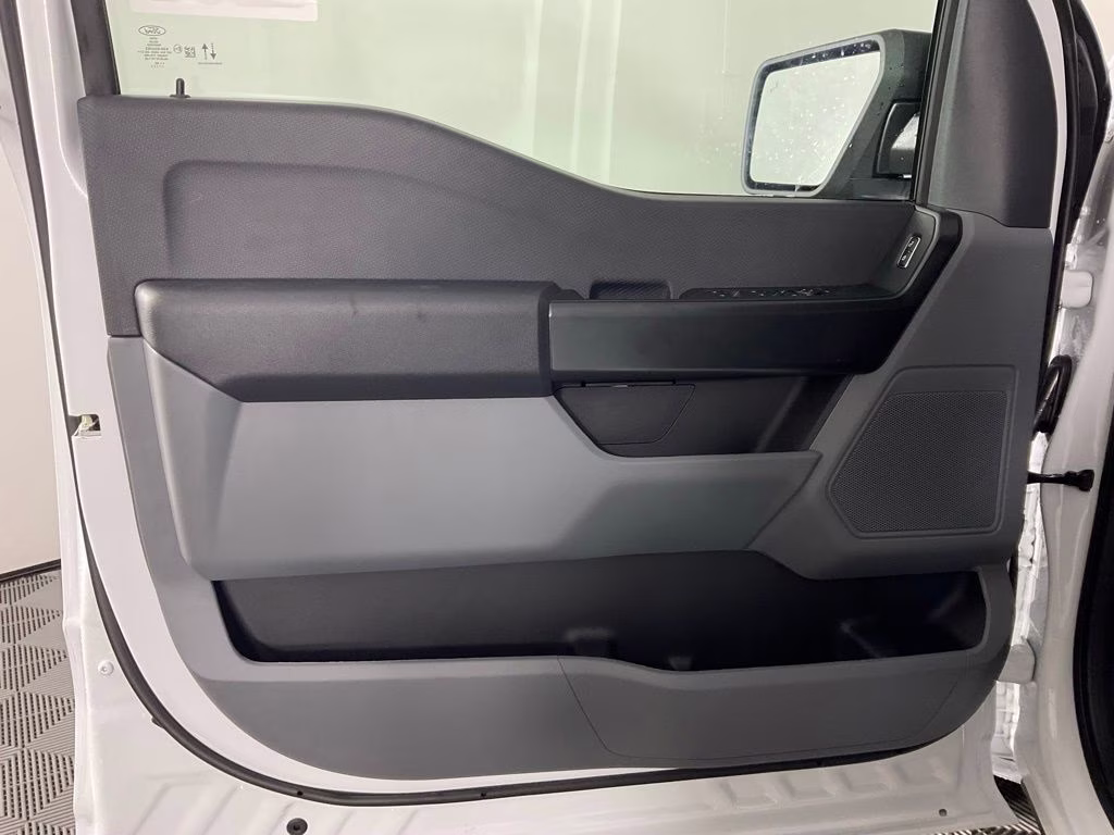 2026 Oxford White Ford F-150 XL RWD Truck