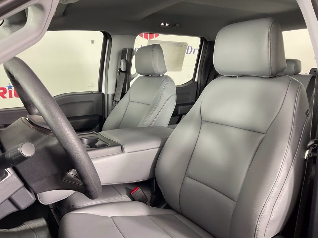 2026 Oxford White Ford F-150 XL RWD Truck