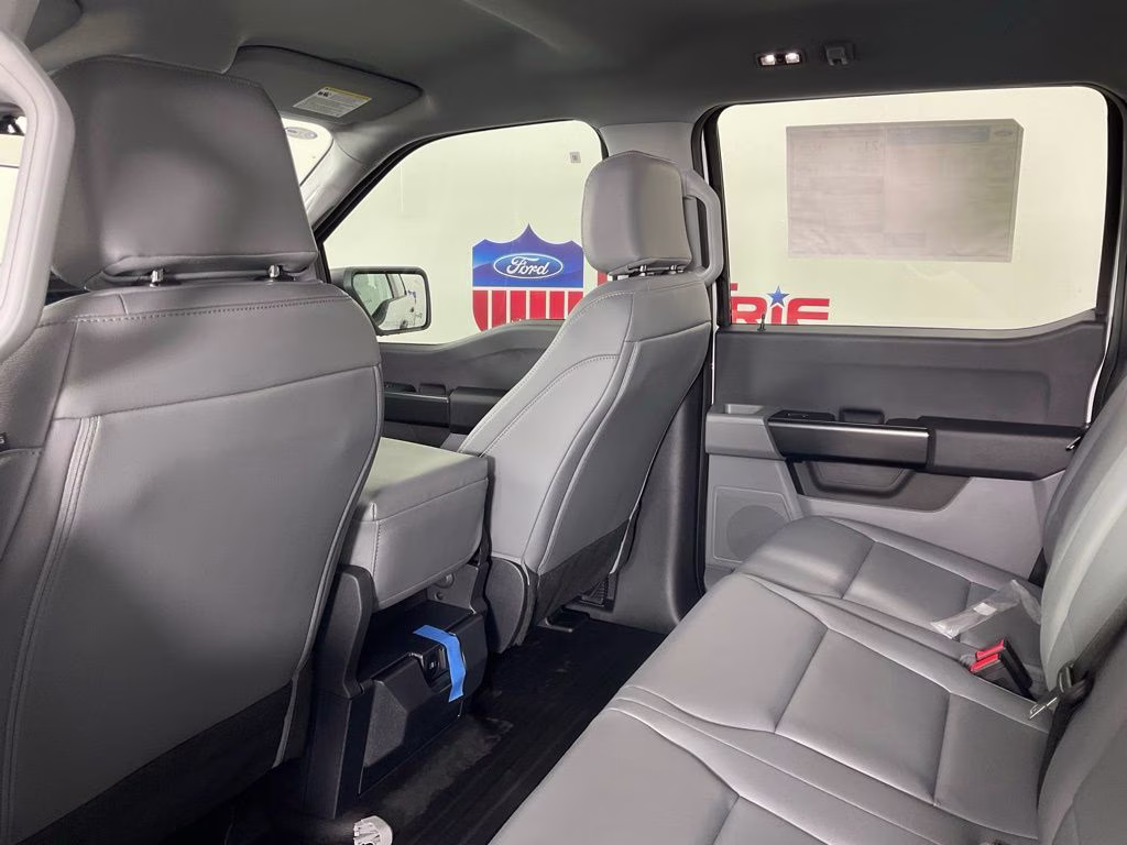 2026 Oxford White Ford F-150 XL RWD Truck