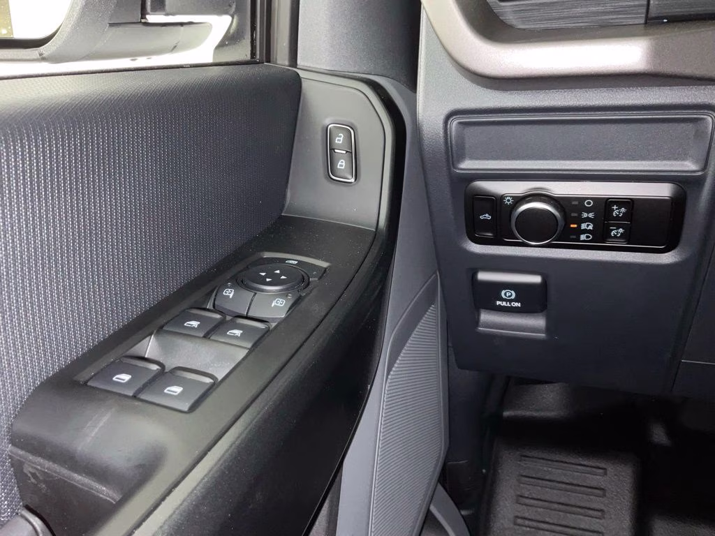2026 Oxford White Ford F-150 XL RWD Truck