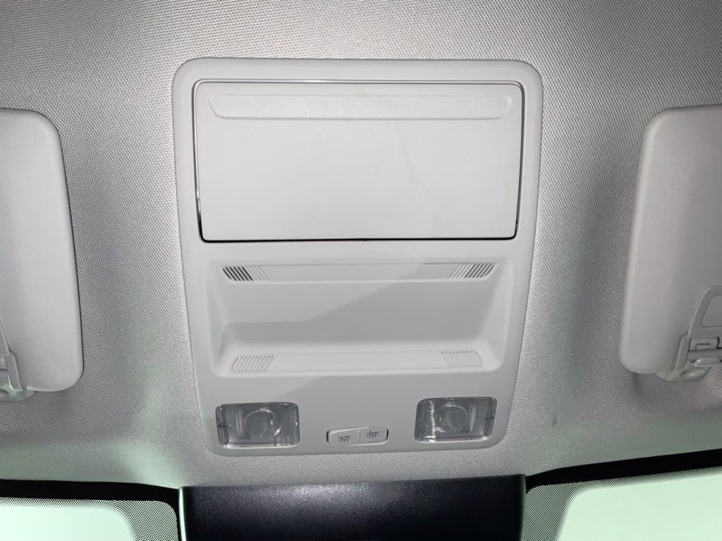 2026 Oxford White Ford Maverick XL FWD Truck