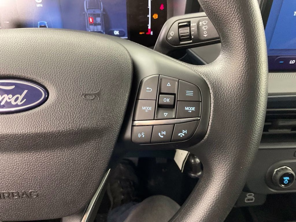 2026 Oxford White Ford Maverick XL FWD Truck