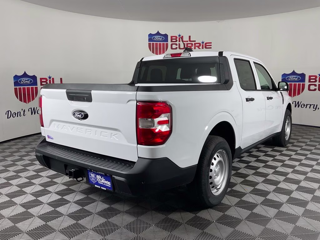 2026 Oxford White Ford Maverick XL FWD Truck