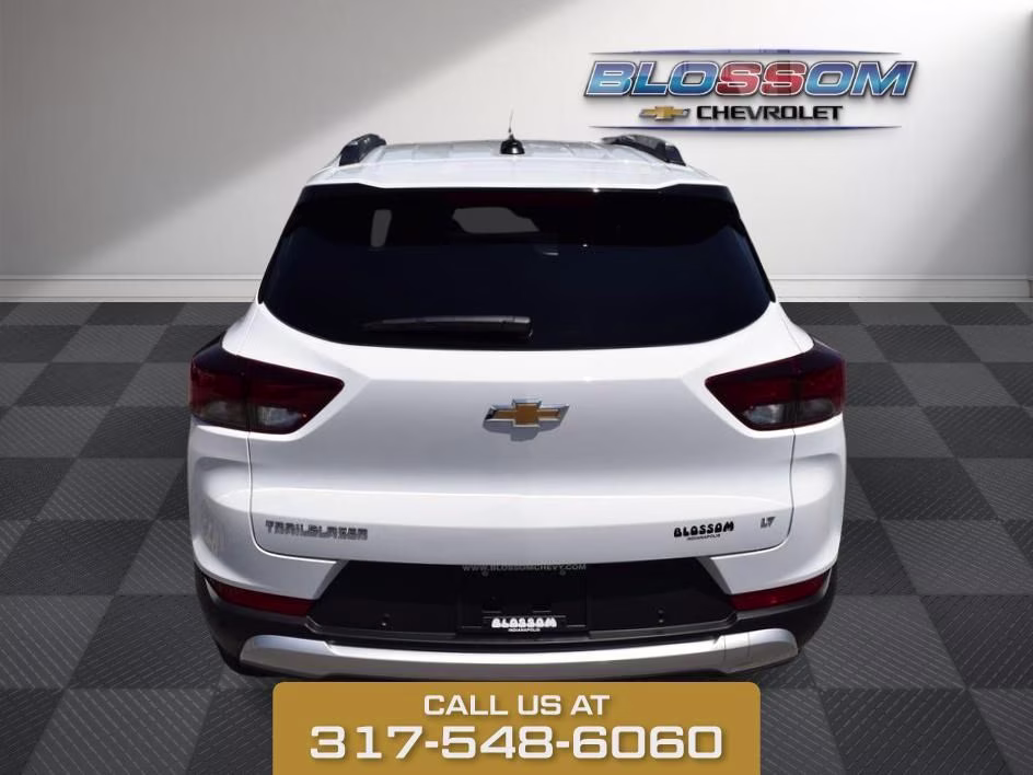 2026 Summit White Chevrolet Trailblazer LT FWD SUV