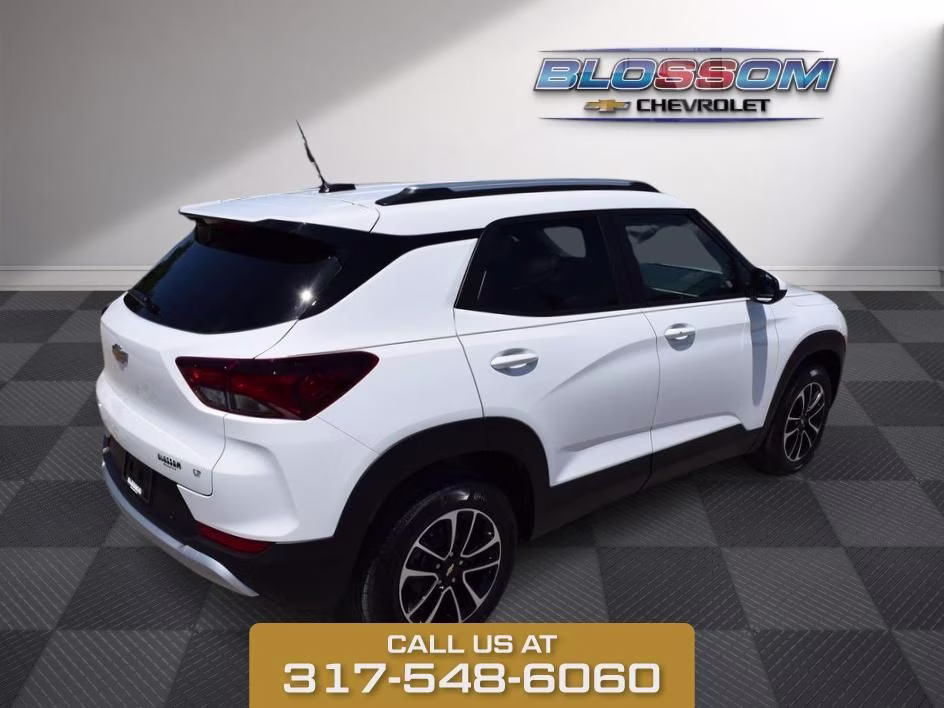 2026 Summit White Chevrolet Trailblazer LT FWD SUV