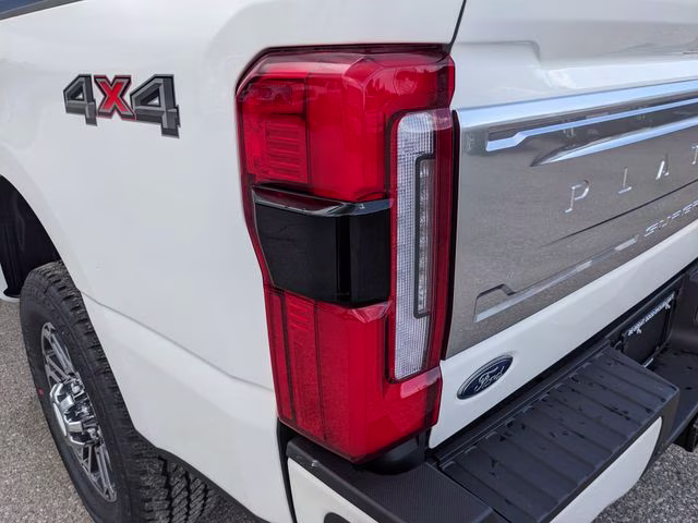 2026 Star White Metallic TC Ford Super Duty F-250 SRW Platinum 4X4 Truck