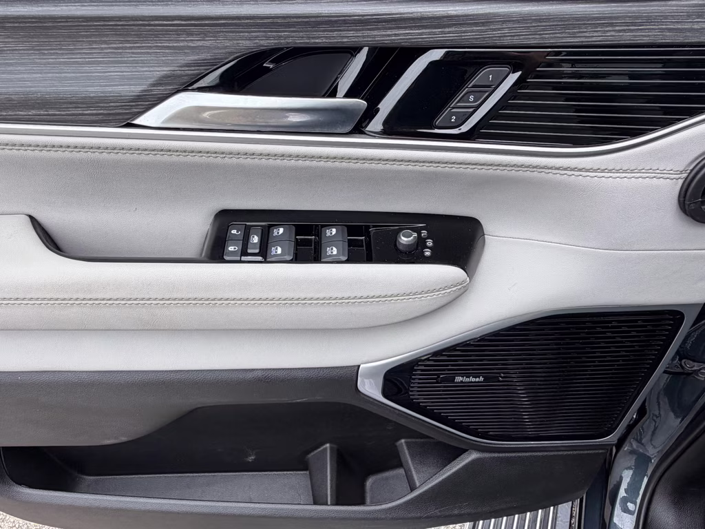 2023 River Rock Jeep Wagoneer Series III RWD SUV