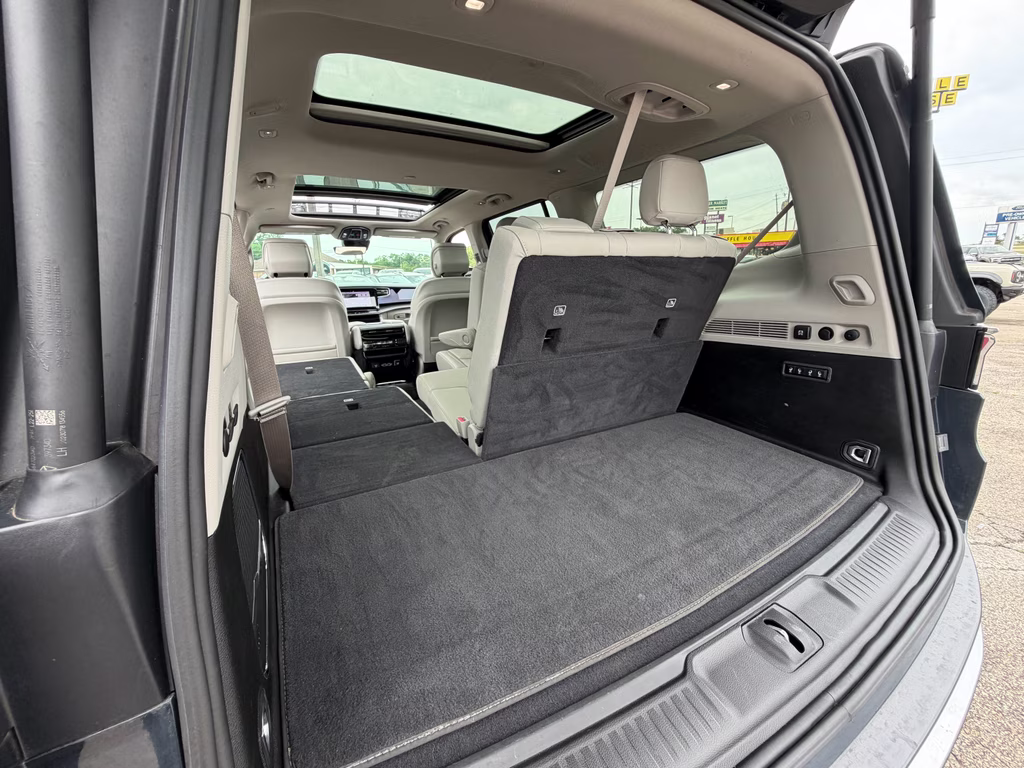 2023 River Rock Jeep Wagoneer Series III RWD SUV