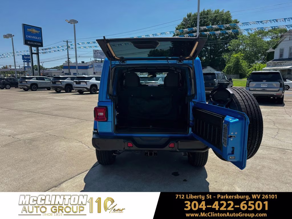 2024 Hydro Blue Pearl Coat Jeep Wrangler Sahara 4X4 SUV