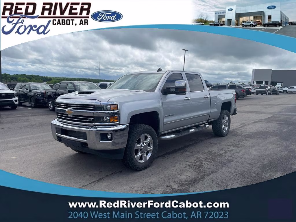 2017 Chevrolet Silverado HD LTZ 4WD Crew Cab Standard Box's photo