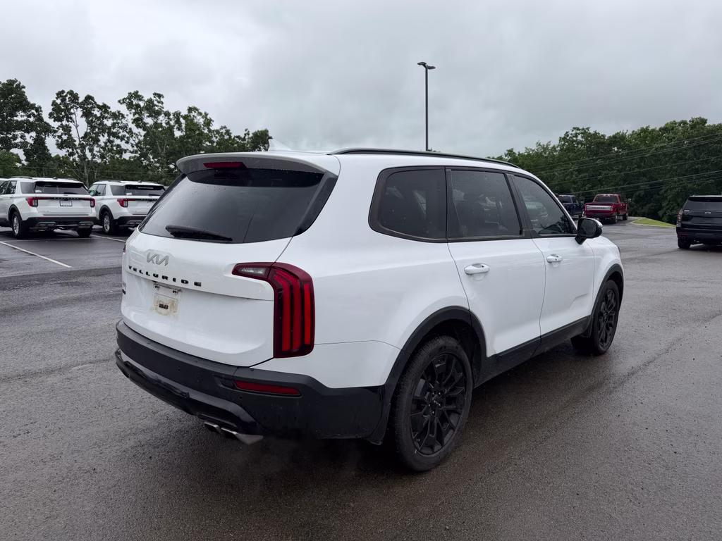 2022 Glacial White Pearl Kia Telluride EX AWD SUV