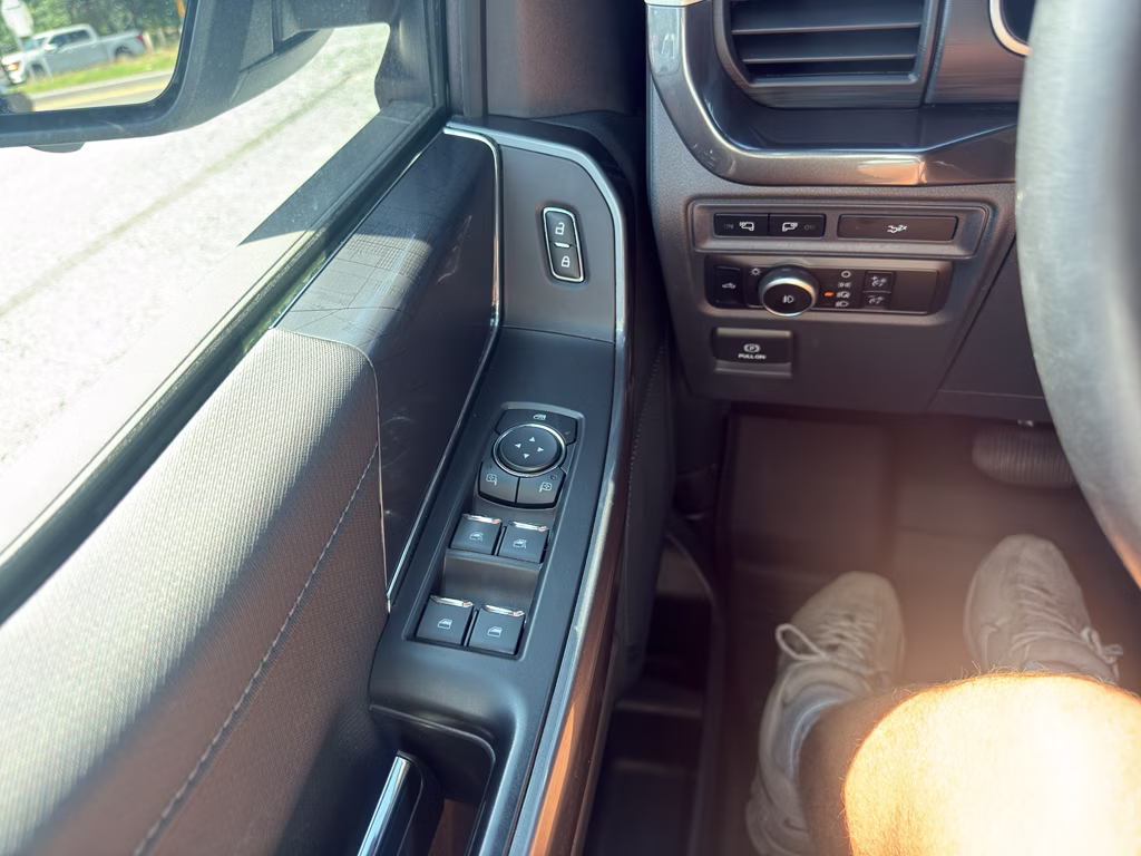2023 Oxford White Ford F-150 XLT 4X4 Truck
