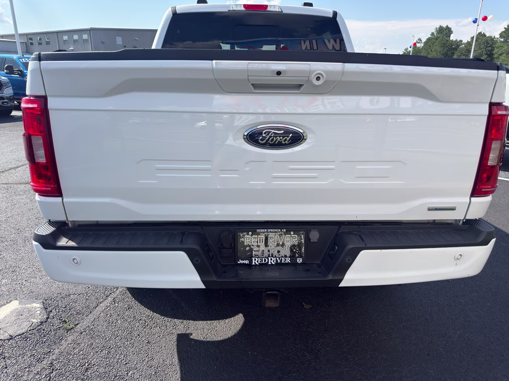 2023 Oxford White Ford F-150 XLT 4X4 Truck