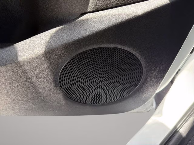 2019 Oxford White Ford Escape S FWD SUV