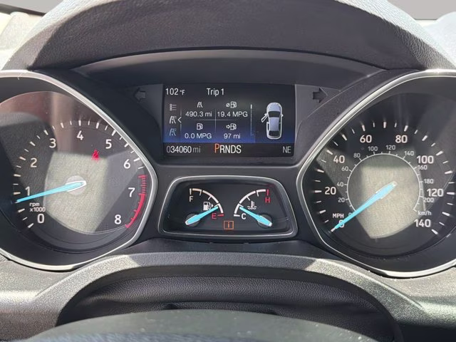 2019 Oxford White Ford Escape S FWD SUV