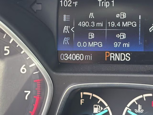 2019 Oxford White Ford Escape S FWD SUV