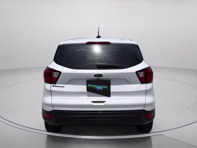 2019 Oxford White Ford Escape S FWD SUV