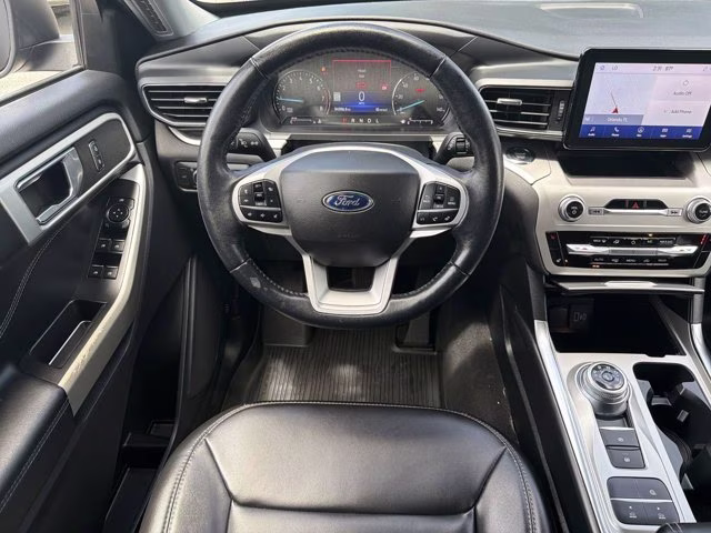 2022 Burgundy Ford Explorer XLT RWD SUV
