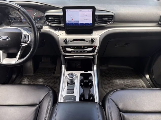 2022 Burgundy Ford Explorer XLT RWD SUV