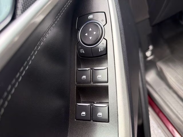 2022 Burgundy Ford Explorer XLT RWD SUV