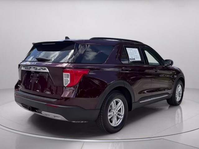 2022 Burgundy Ford Explorer XLT RWD SUV