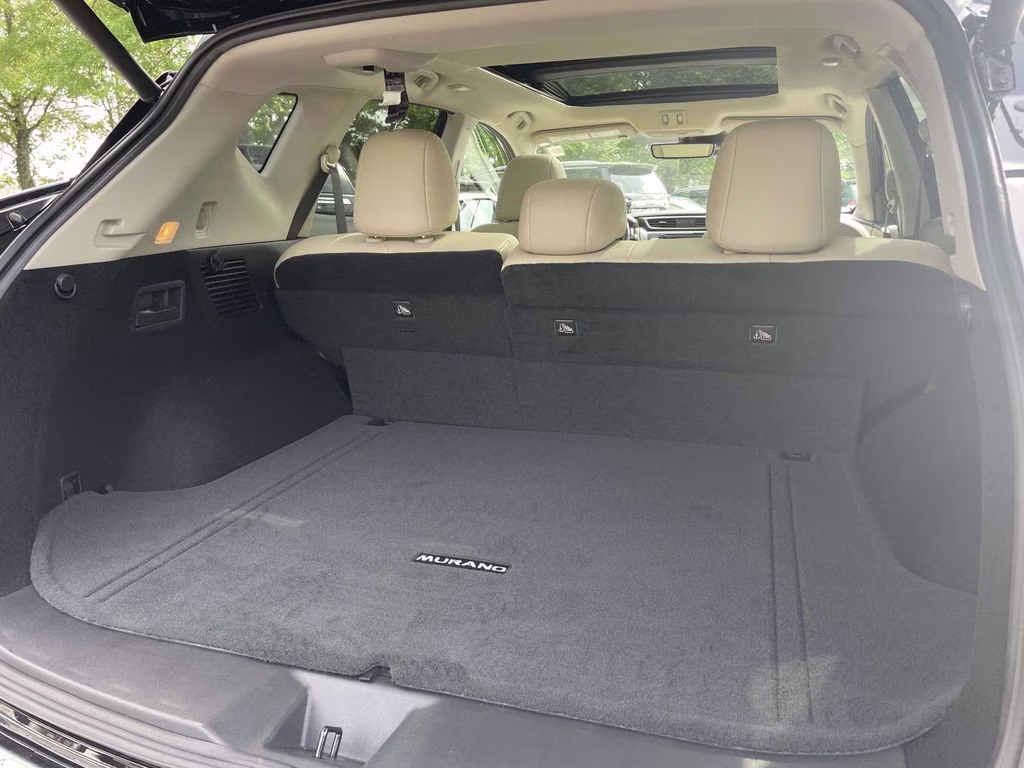 2024 Super Black Nissan Murano SL FWD SUV