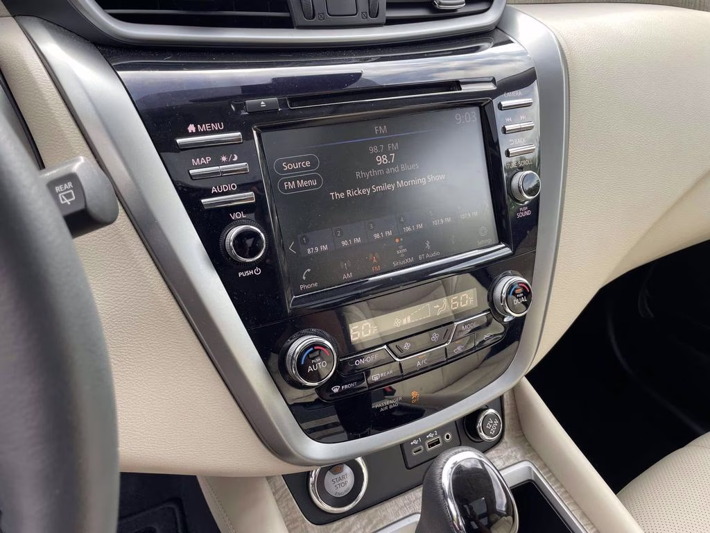 2024 Super Black Nissan Murano SL FWD SUV