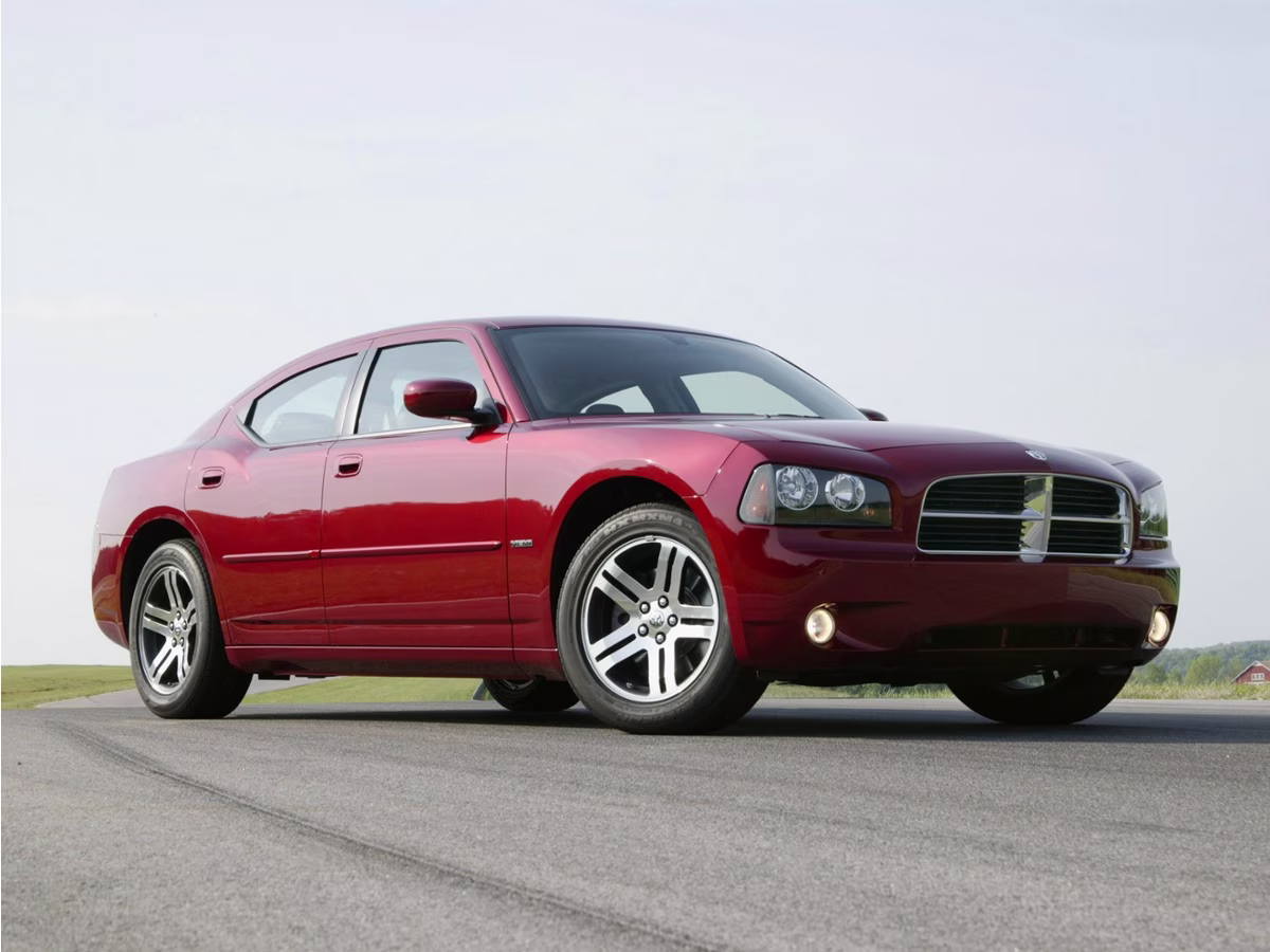 2010 Deep Water Blue Pearlcoat Dodge Charger R/T RWD Sedan