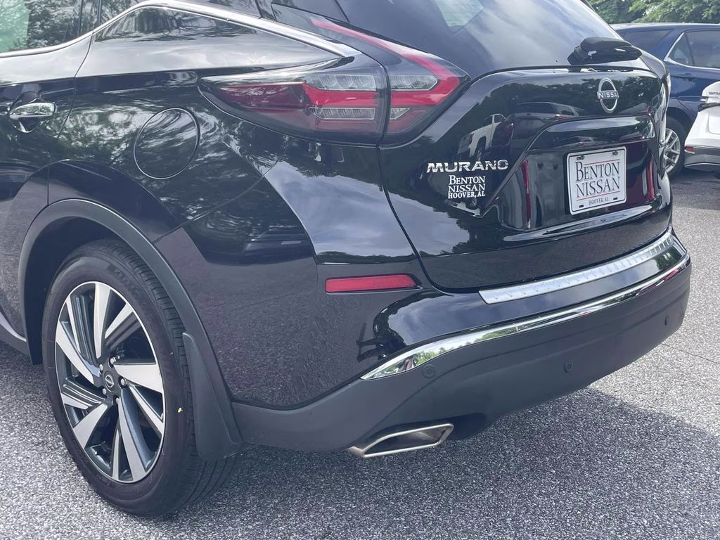 2024 Super Black Nissan Murano SL FWD SUV