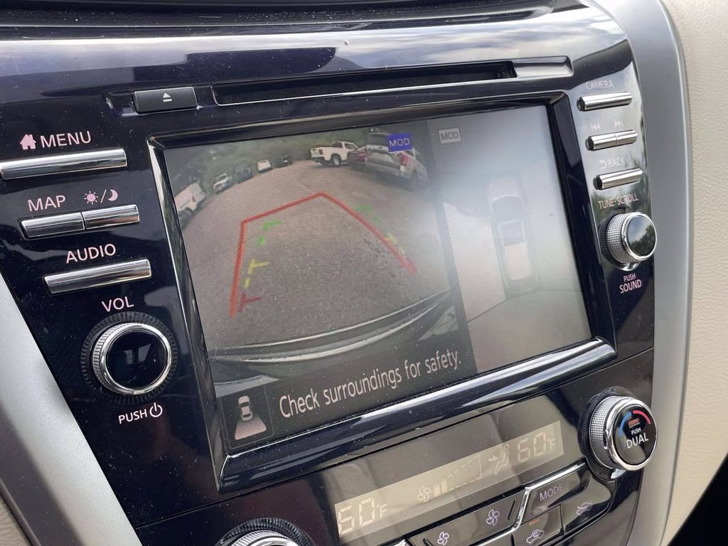 2024 Super Black Nissan Murano SL FWD SUV