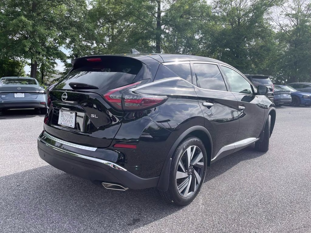 2024 Super Black Nissan Murano SL FWD SUV