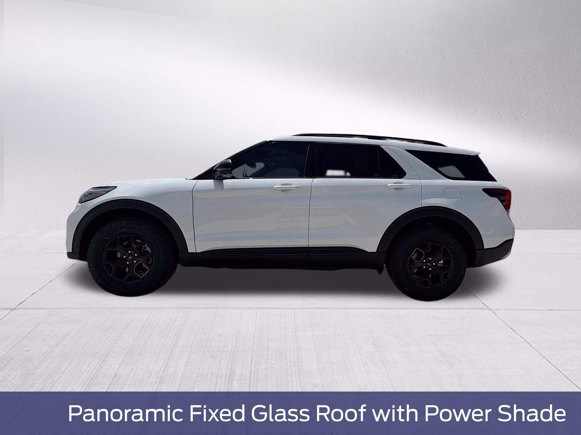 2026 Star White Metallic Tri-Coat Ford Explorer Tremor 4X4 SUV