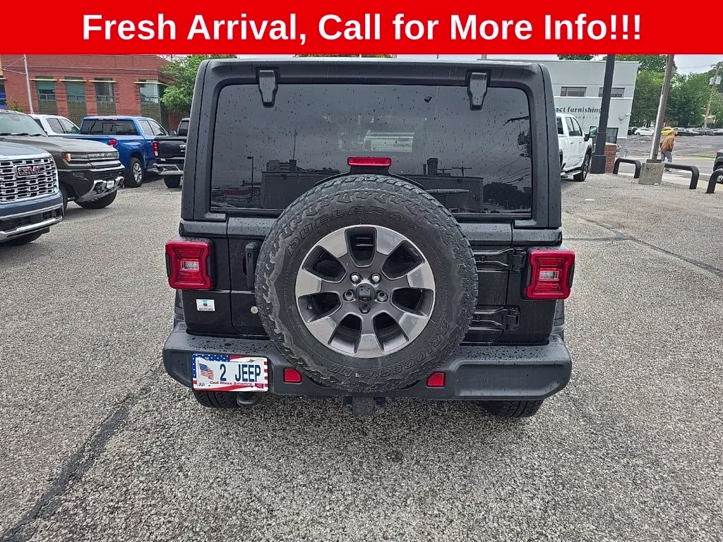 2019 Black Clearcoat Jeep Wrangler Unlimited Sahara 4X4 SUV