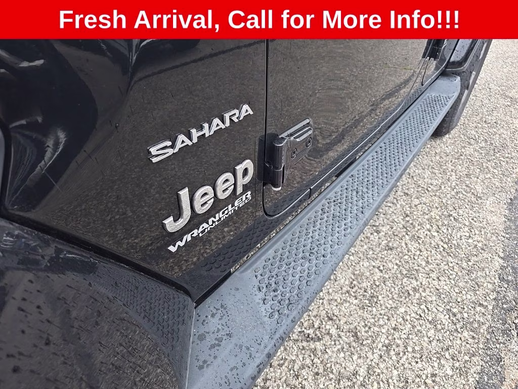 2019 Black Clearcoat Jeep Wrangler Unlimited Sahara 4X4 SUV