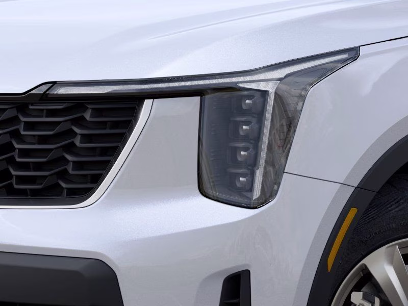 2026 Glacial White Pearl Kia Sorento LX FWD SUV