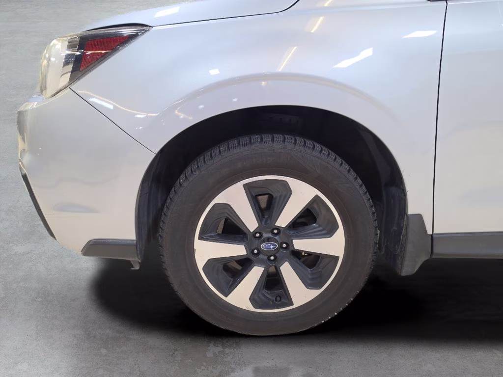 2018 Ice Silver Metallic Subaru Forester 2.5i Limited AWD SUV