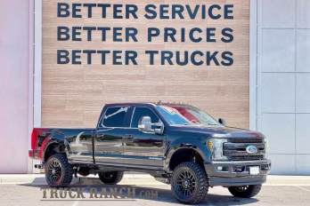 2019 Black Metallic Ford Super Duty F-250 SRW Lariat 4X4 Truck