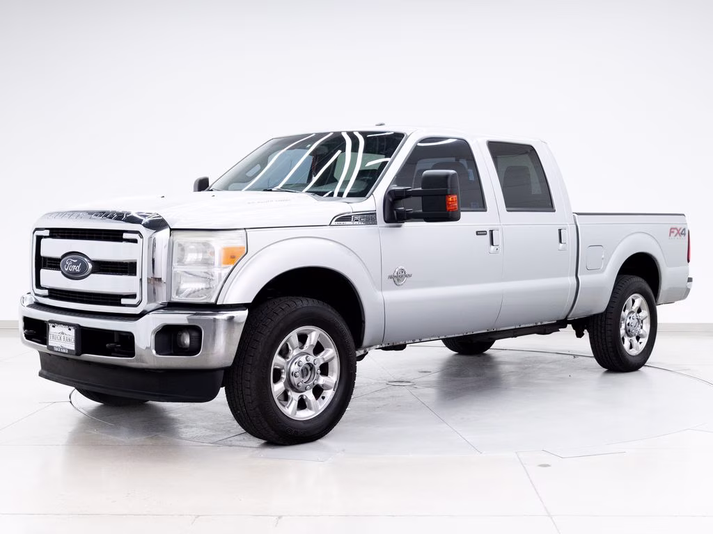 2015 Ingot Silver Ford Super Duty F-250 SRW Lariat 4X4 Truck