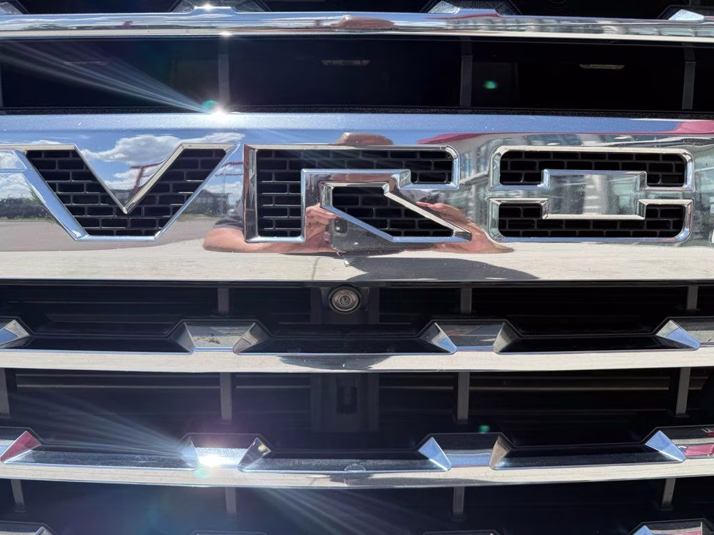 2020 Silver Ice Metallic Chevrolet Silverado 3500HD LTZ 4X4 Truck